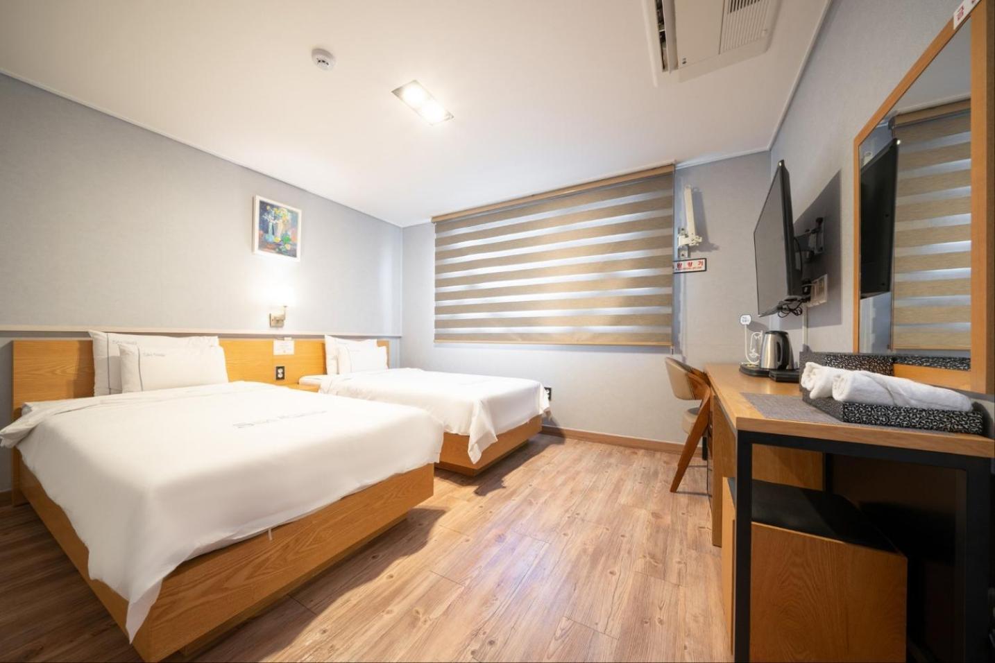 Sea Star Hostel Yeosu Exterior foto